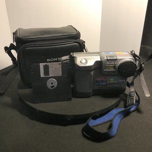 Sony Digital Mavica Digital MPEG Movie Camera w/ Leather Case